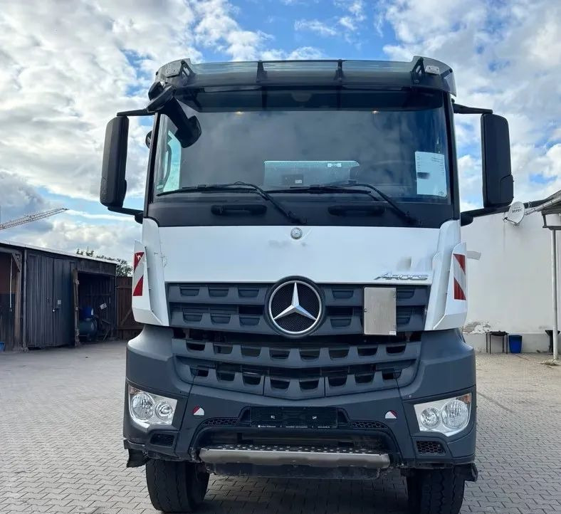 Mercedes-Benz Mercedes-Benz Arocs 4145AK 8x6 Allrad | Wywrotka Schmitz Mulda z hydrauliczną zabudową kiprującą | Euro 6c | Przebieg: 144 249 km !!!! - Caminhão basculante: foto 4 Mercedes-Benz Mercedes-Benz Arocs 4145AK 8x6 Allrad | Wywrotka Schmitz Mulda z hydrauliczną zabudową kiprującą | Euro 6c | Przebieg: 144 249 km !!!! - Caminhão basculante: foto 4