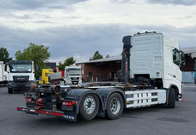 Volvo FH 540 / 6x2/ HIAB XR21SL56 Hakowiec / Euro 6 / Automat / Zawieszenie: Pneumatyczne / Retarder - Caminhão polibenne: foto 2 Volvo FH 540 / 6x2/ HIAB XR21SL56 Hakowiec / Euro 6 / Automat / Zawieszenie: Pneumatyczne / Retarder - Caminhão polibenne: foto 2
