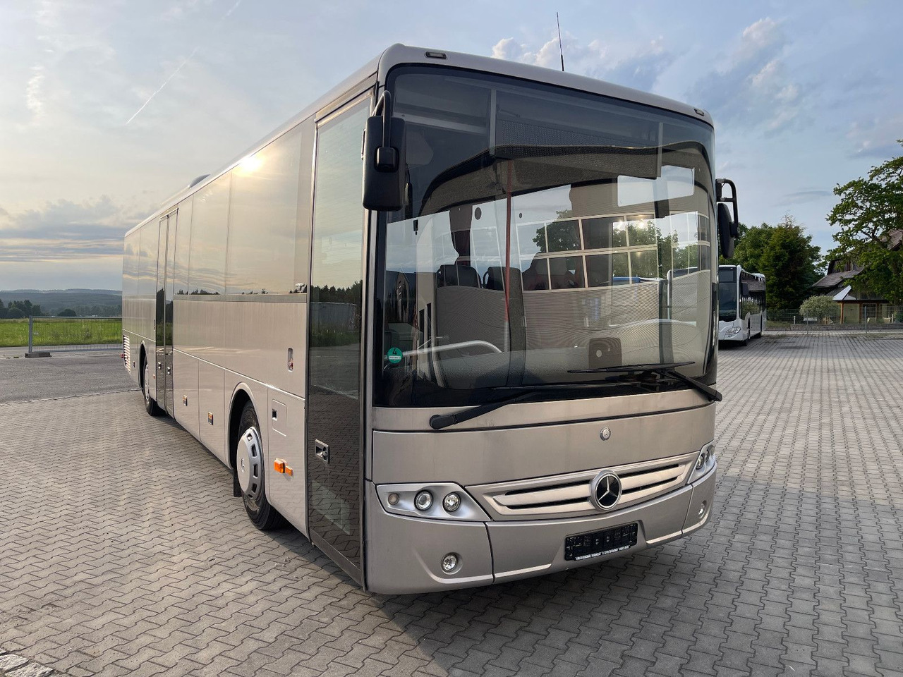 Mercedes-Benz Intouro Euro 6 mit 57 Plätzen - Ônibus suburbano: foto 1 Mercedes-Benz Intouro Euro 6 mit 57 Plätzen - Ônibus suburbano: foto 1