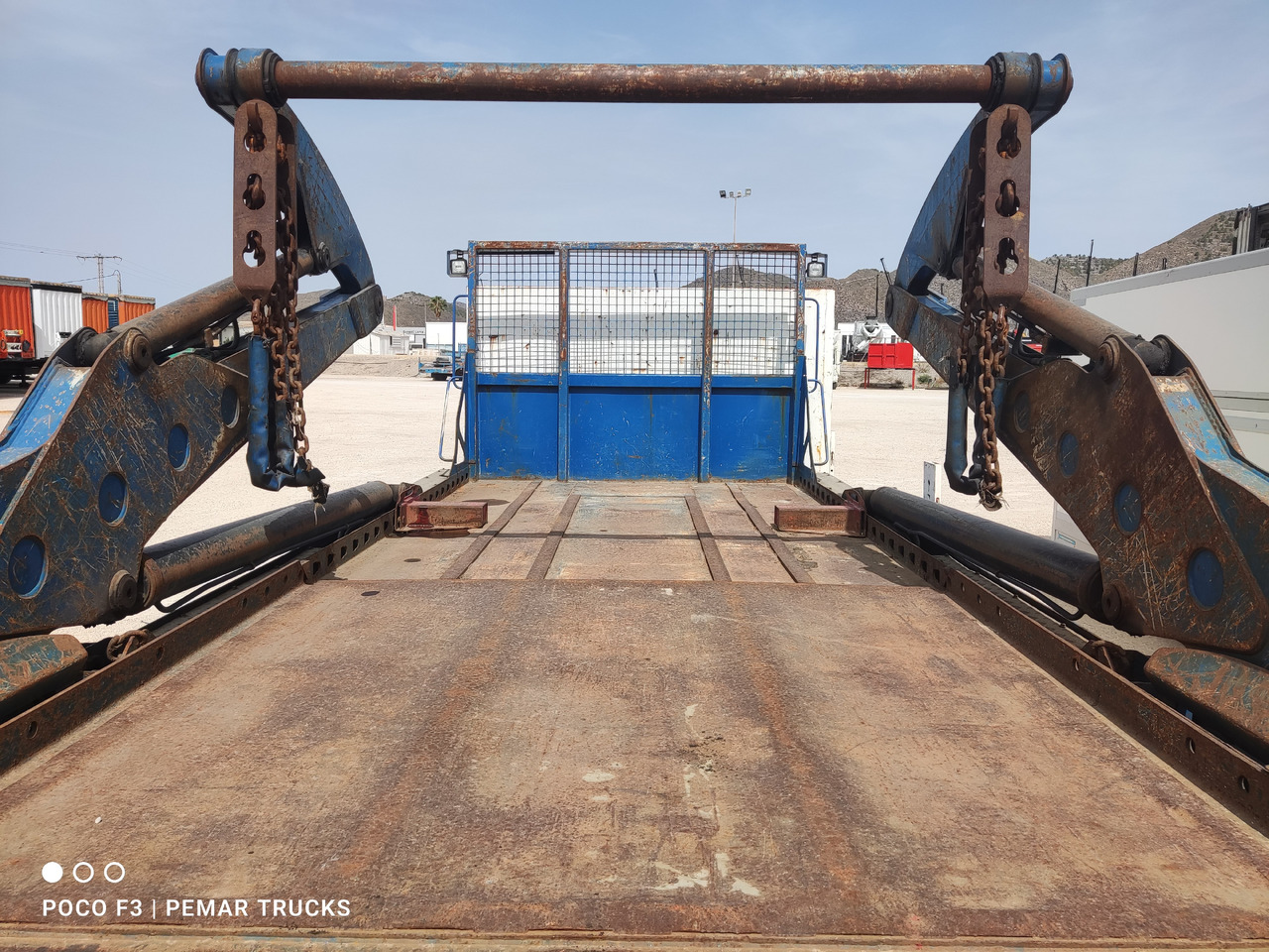 JOAB PORTACONTENEDORES DE CADENAS - Caminhão: foto 5 JOAB PORTACONTENEDORES DE CADENAS - Caminhão: foto 5