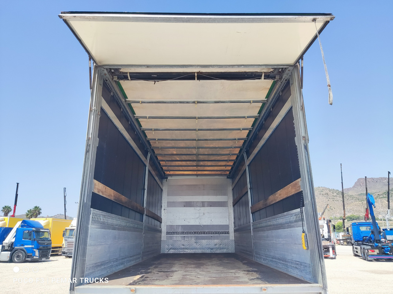 - Toldo carroçaria: foto 3 - Toldo carroçaria: foto 3