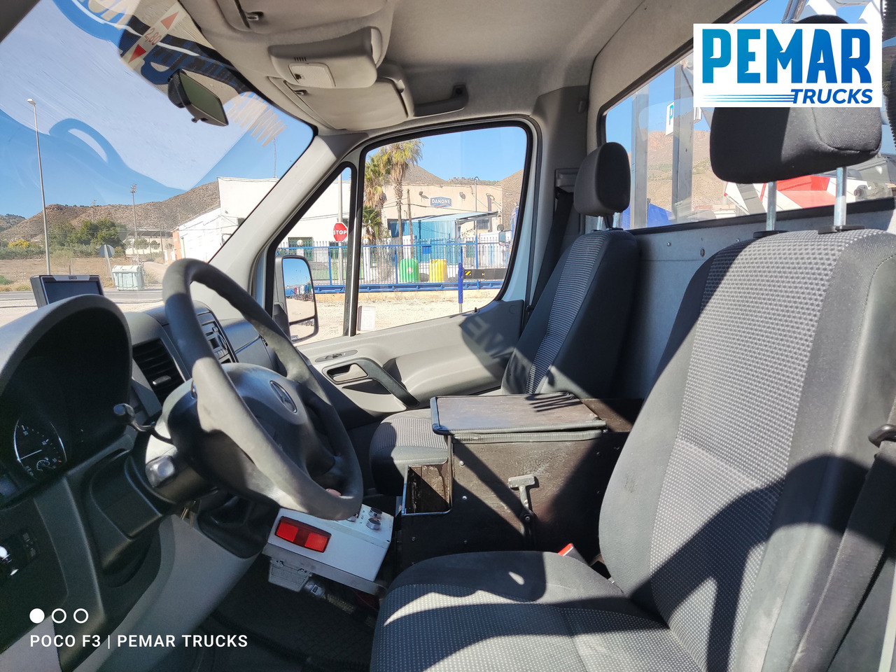 Caminhão com plataforma aérea MERCEDES-BENZ 516 CDI CESTA ELEVADORA, 160 cv: foto 45