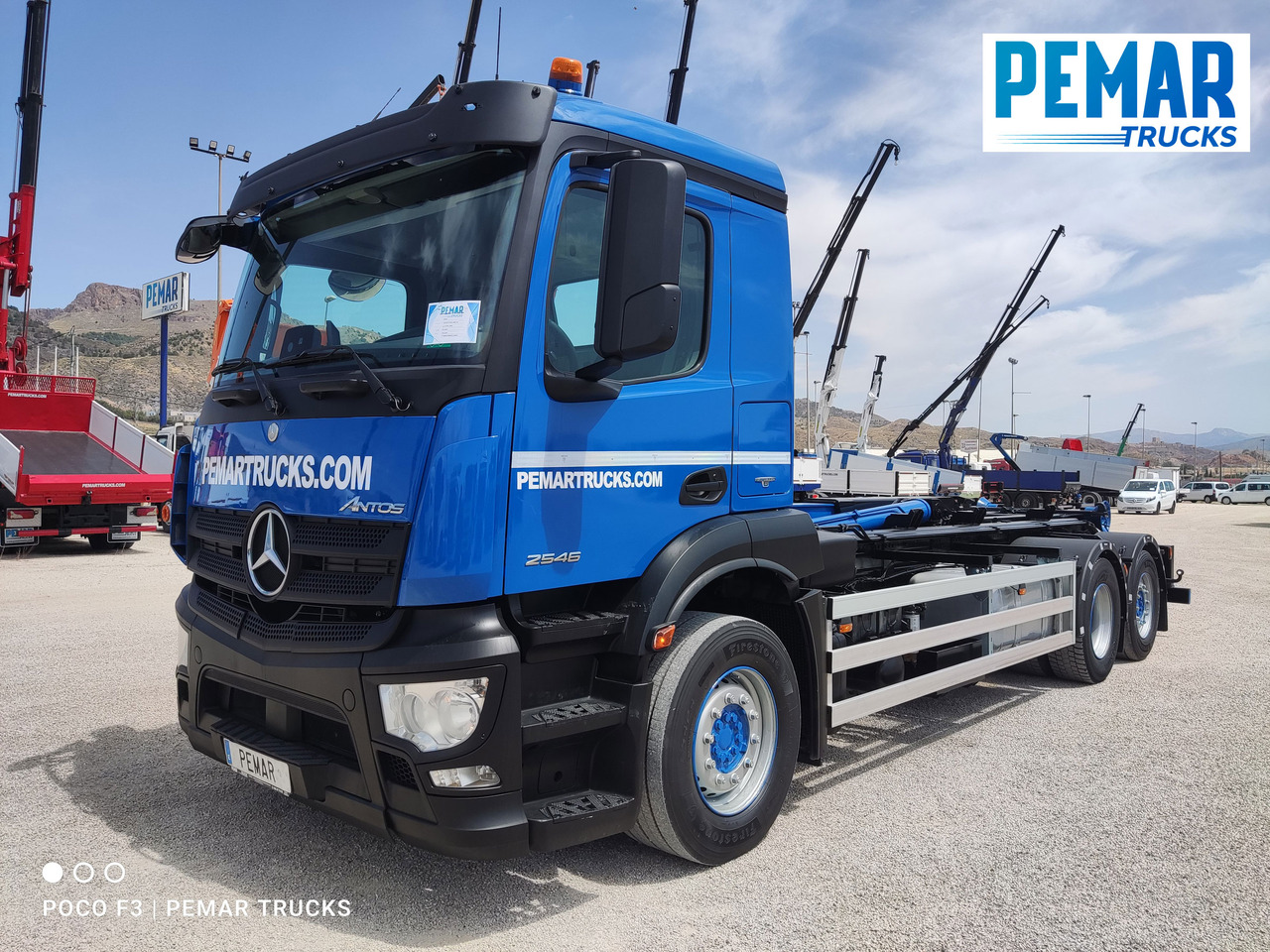 MERCEDES-BENZ ANTOS 2546 6X2 MULTILIFT - Caminhão transportador de contêineres/ Caixa móvel: foto 2 MERCEDES-BENZ ANTOS 2546 6X2 MULTILIFT - Caminhão transportador de contêineres/ Caixa móvel: foto 2