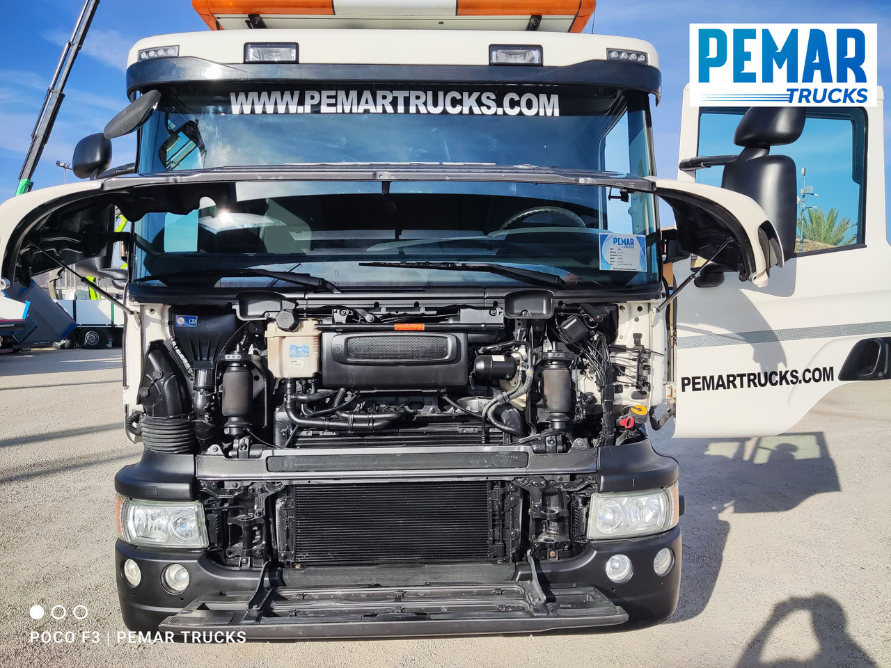Caminhão grua SCANIA P 250 GRUA CAJA FIJA: foto 32