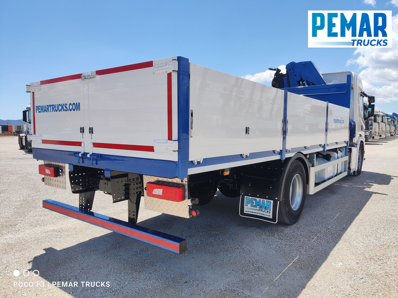 Camião de caixa aberta/ Plataforma, Caminhão grua SCANIA P 370 4X2 GRUA CAJA FIJA: foto 6