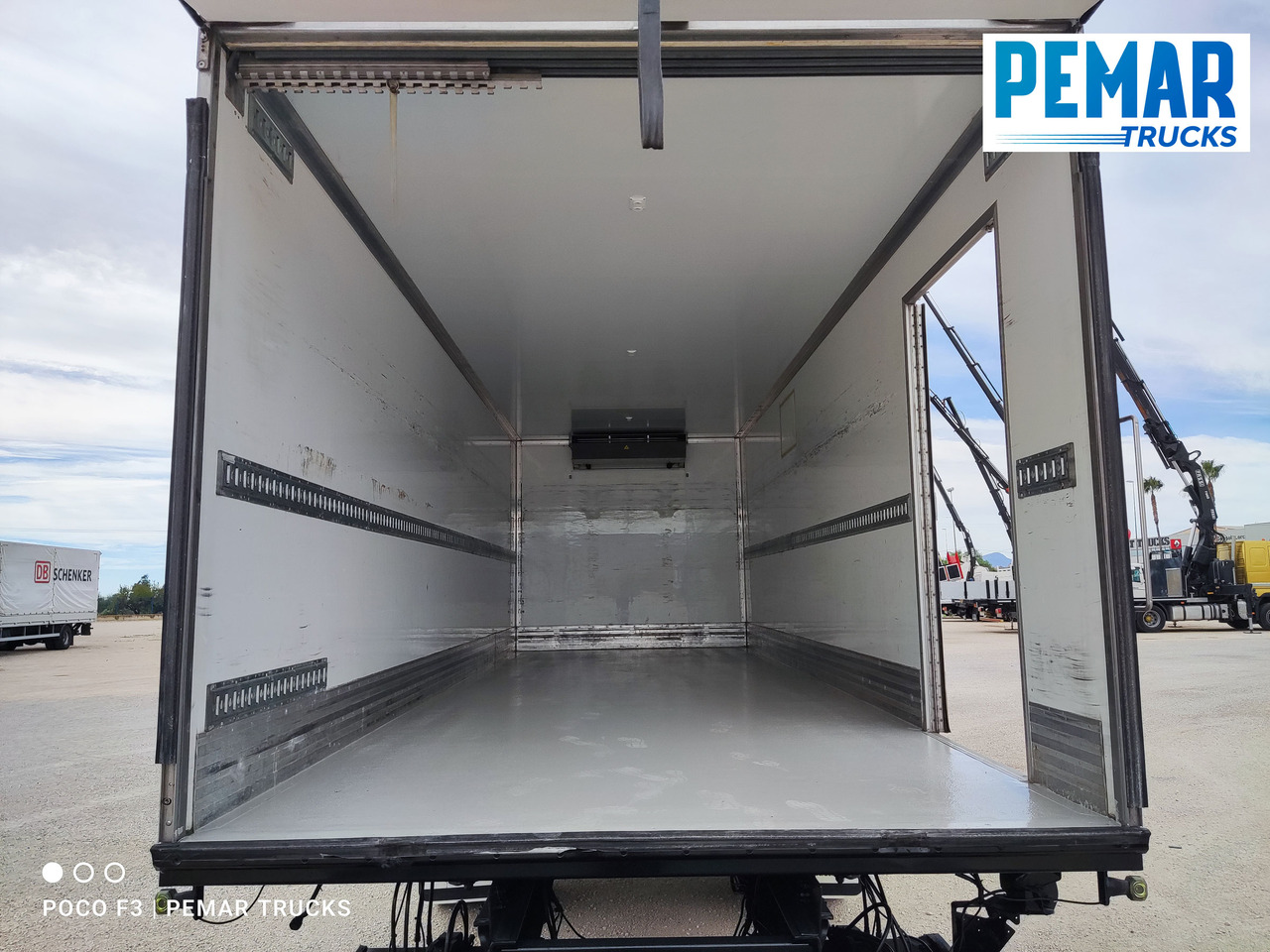 Caminhão frigorífico VOLVO FL 240 FRIGORIFICO 14T: foto 20
