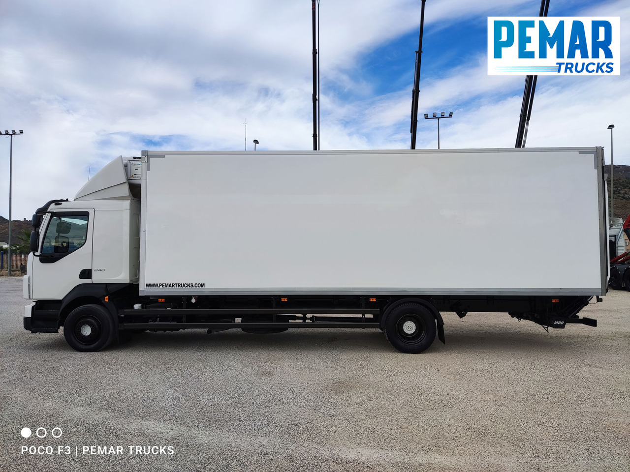 Caminhão frigorífico VOLVO FL 240 FRIGORIFICO 14T: foto 8