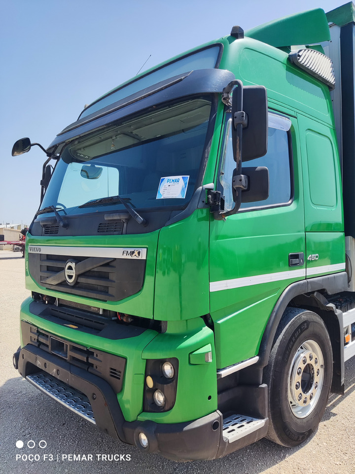 VOLVO FMX 450 - Cabine de Caminhão: foto 3 VOLVO FMX 450 - Cabine de Caminhão: foto 3