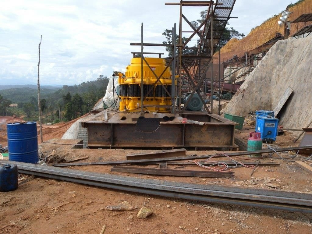 Kinglink Hematite Iron Ore Cone Crusher KLC1300 - Britador de cone: foto 3 Kinglink Hematite Iron Ore Cone Crusher KLC1300 - Britador de cone: foto 3