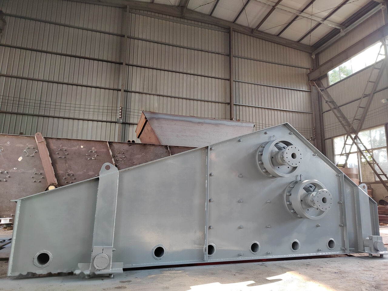 Kinglink High Frequency Sand Dewatering Screen - Britador: foto 2 Kinglink High Frequency Sand Dewatering Screen - Britador: foto 2