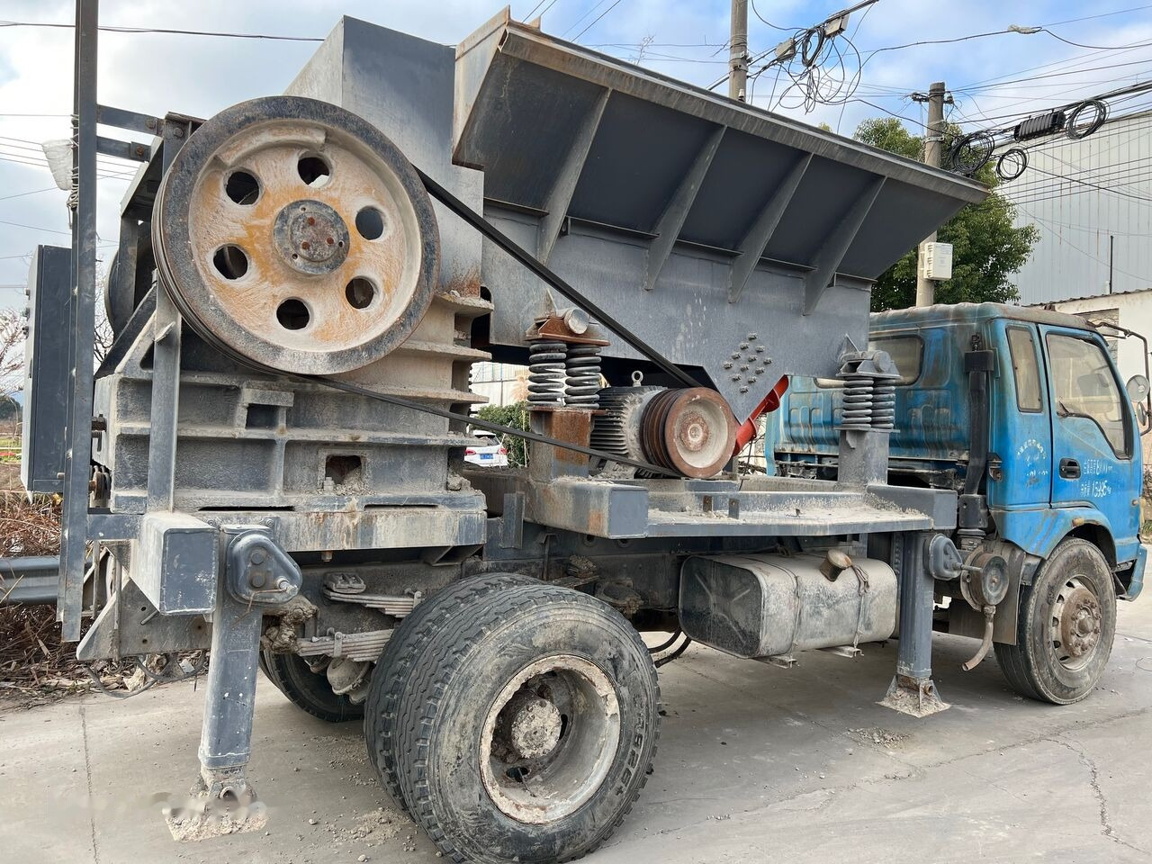 Kinglink Truck Mounted Vibrating Feeder and Jaw Crusher | Quarry | Concre - Britador de mandíbula: foto 4 Kinglink Truck Mounted Vibrating Feeder and Jaw Crusher | Quarry | Concre - Britador de mandíbula: foto 4