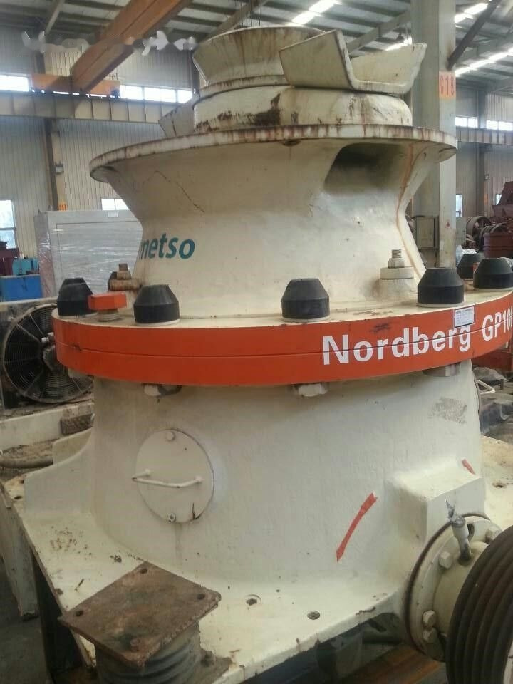 Metso GP100 Used Cone Crusher in Good Condition - Britador de cone: foto 1 Metso GP100 Used Cone Crusher in Good Condition - Britador de cone: foto 1