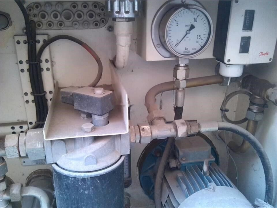 Metso GP100 Used Cone Crusher in Good Condition - Britador de cone: foto 4 Metso GP100 Used Cone Crusher in Good Condition - Britador de cone: foto 4