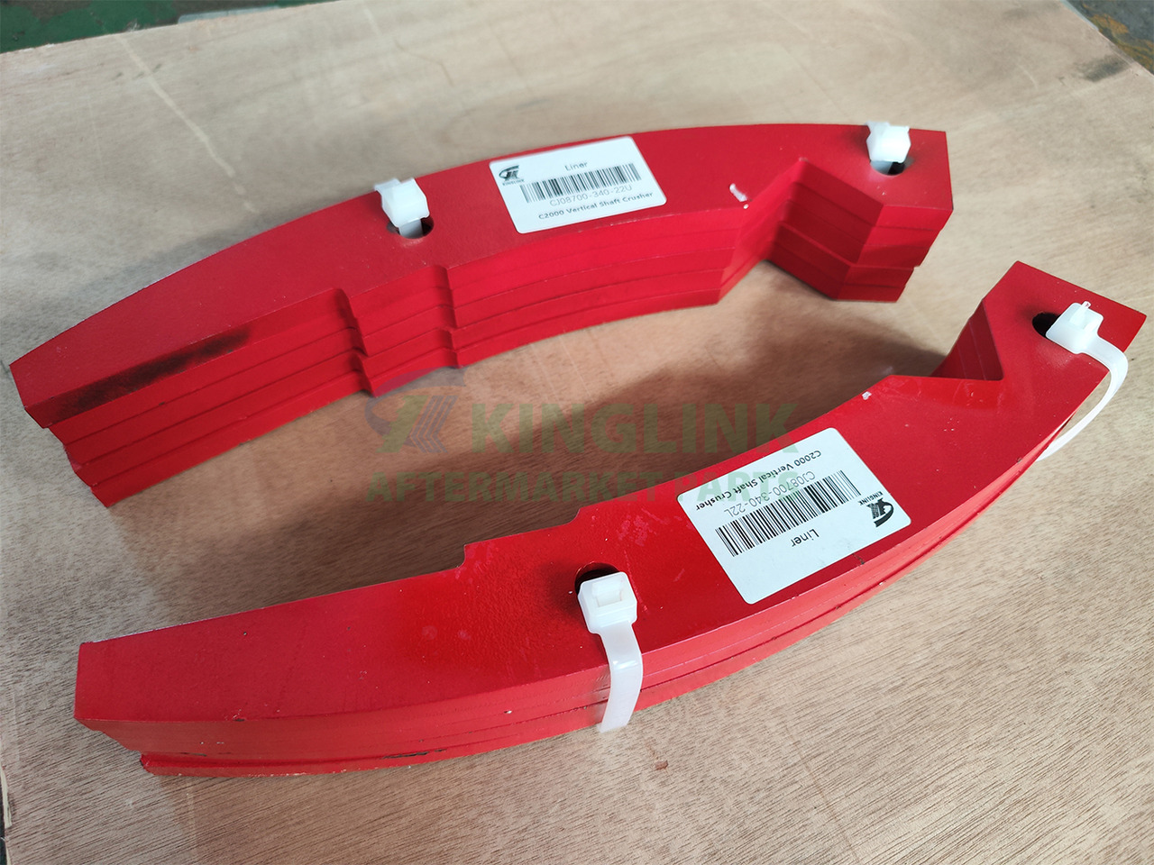 KINGLINK VSI Crusher Spare Parts Liner Cj08700-340-22u Cj08700-340-22L for Terex Canica2000dd 2000SD - Peça de reposição de Máquina de construção: foto 4 KINGLINK VSI Crusher Spare Parts Liner Cj08700-340-22u Cj08700-340-22L for Terex Canica2000dd 2000SD - Peça de reposição de Máquina de construção: foto 4