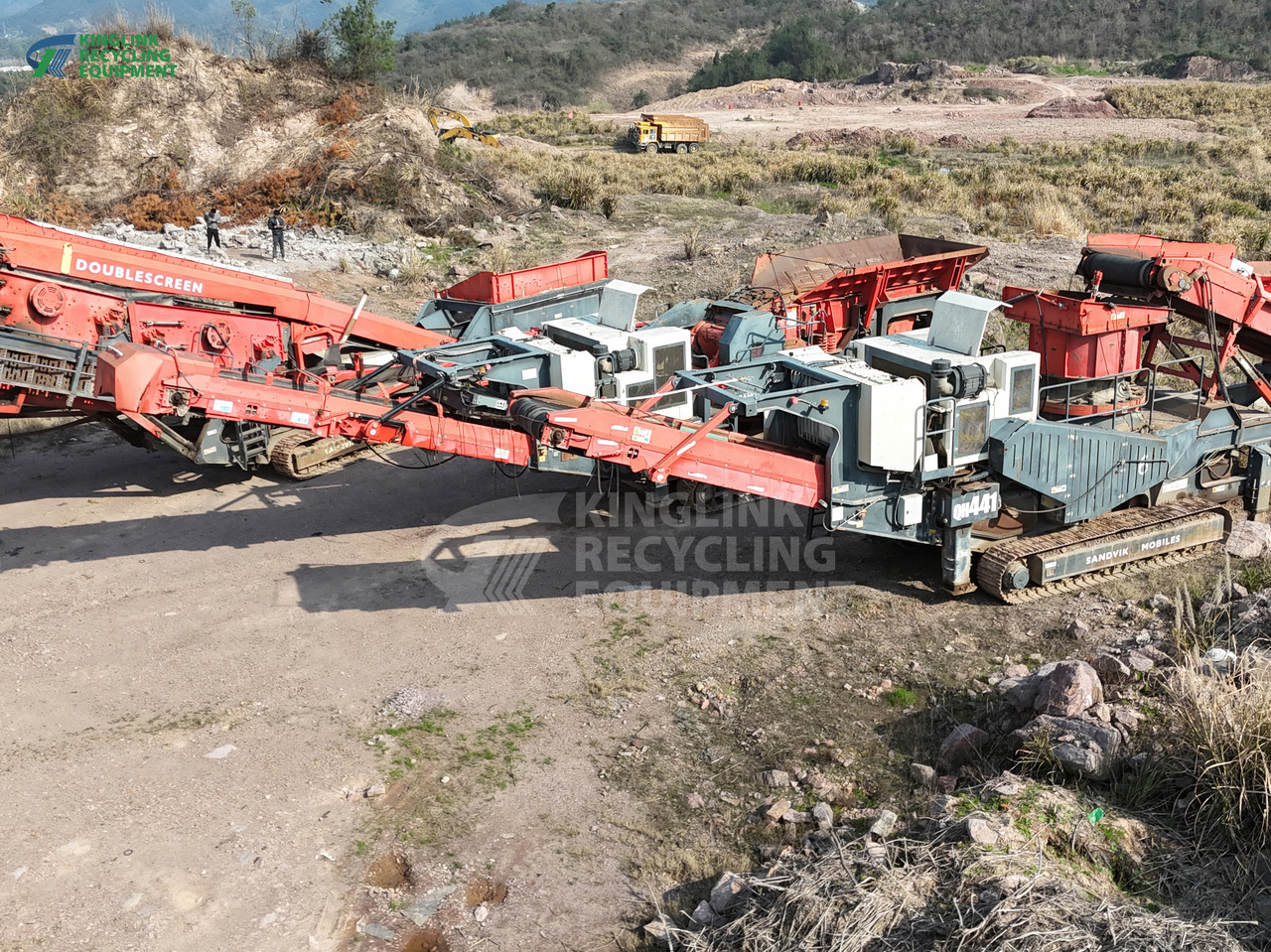 SANDVIK QJ341 QH441 QA451 mobile crushing plant - Britadeira móvel: foto 4 SANDVIK QJ341 QH441 QA451 mobile crushing plant - Britadeira móvel: foto 4