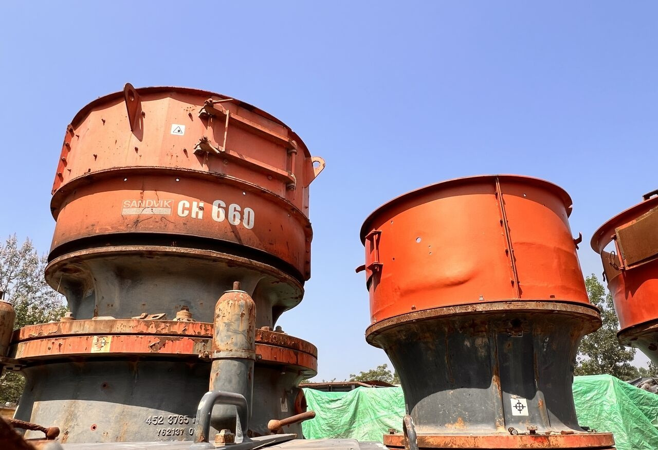 Sandvik CH660- MF Hydraulic Cone Crusher - Britador de cone: foto 1 Sandvik CH660- MF Hydraulic Cone Crusher - Britador de cone: foto 1