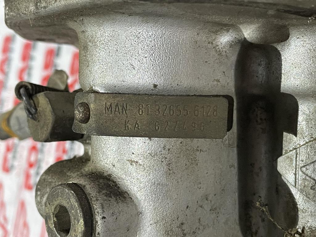 MAN HYDRAULIC GEAR SELECTOR - 81.32655 - 6128 - Hidráulica de Caminhão: foto 4 MAN HYDRAULIC GEAR SELECTOR - 81.32655 - 6128 - Hidráulica de Caminhão: foto 4