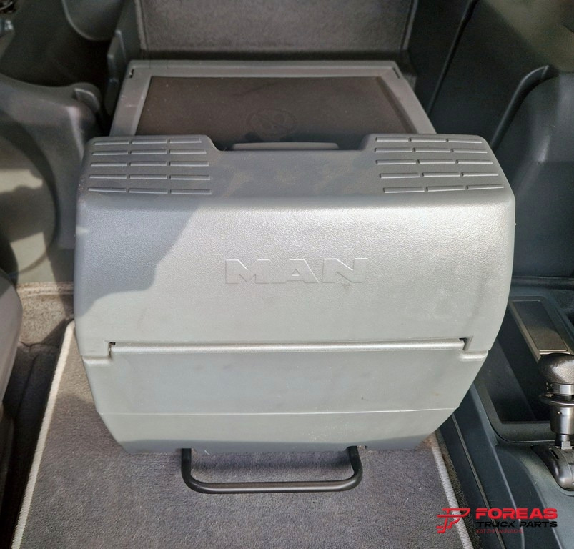 Caminhão chassi MAN TGM 15.250 EURO 6: foto 24