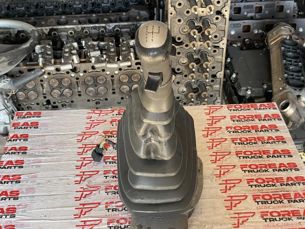 MAN TGS - MANUAL - 81.32605-6125 - Manete de mudanças de Caminhão: foto 1 MAN TGS - MANUAL - 81.32605-6125 - Manete de mudanças de Caminhão: foto 1