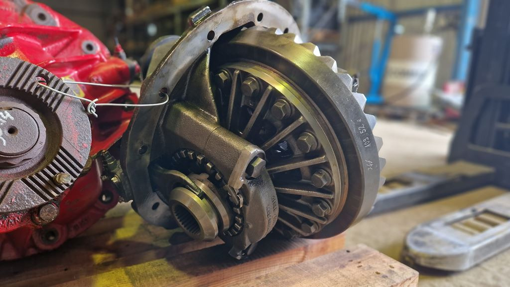 MAN TGX 8:37 - Diferencial de Caminhão: foto 2 MAN TGX 8:37 - Diferencial de Caminhão: foto 2