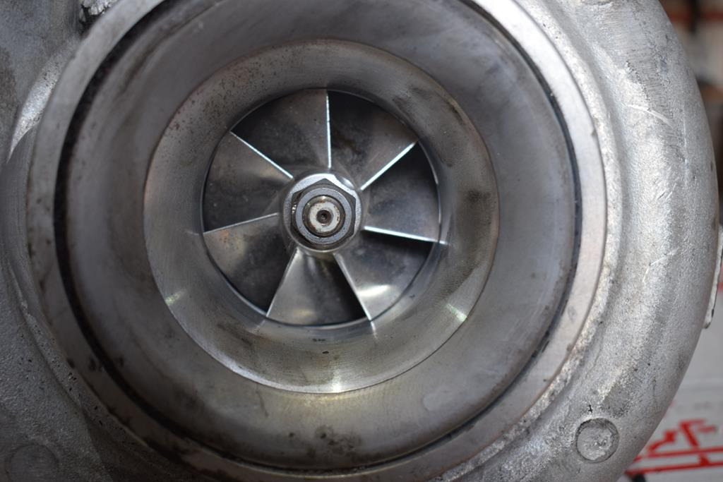 MERCEDES-BENZ ACTROS OM 472 - EURO 6 - Turbocompressor de Caminhão: foto 3 MERCEDES-BENZ ACTROS OM 472 - EURO 6 - Turbocompressor de Caminhão: foto 3