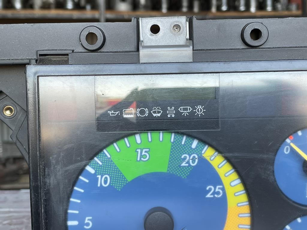 Painel de instrumentos de Caminhão MERCEDES-BENZ ATEGO 1: foto 7
