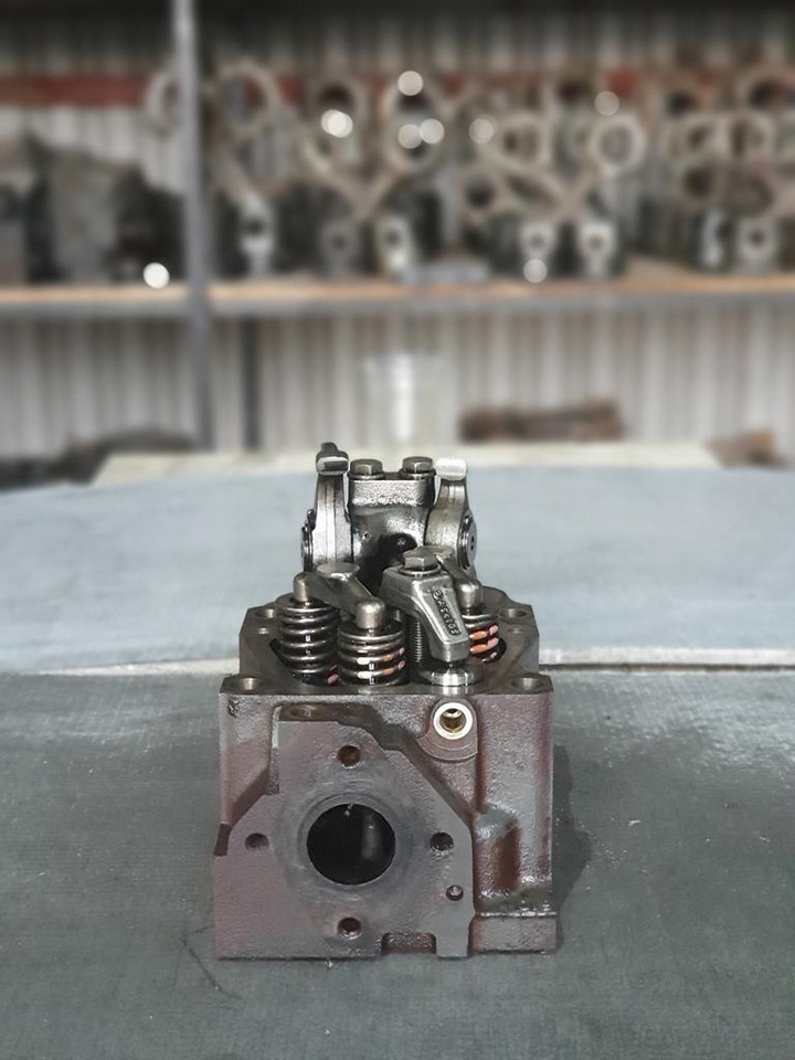 MERCEDES-BENZ AXOR OM 457-OM 460 - EURO V - Cabeça do motor de Caminhão: foto 4 MERCEDES-BENZ AXOR OM 457-OM 460 - EURO V - Cabeça do motor de Caminhão: foto 4