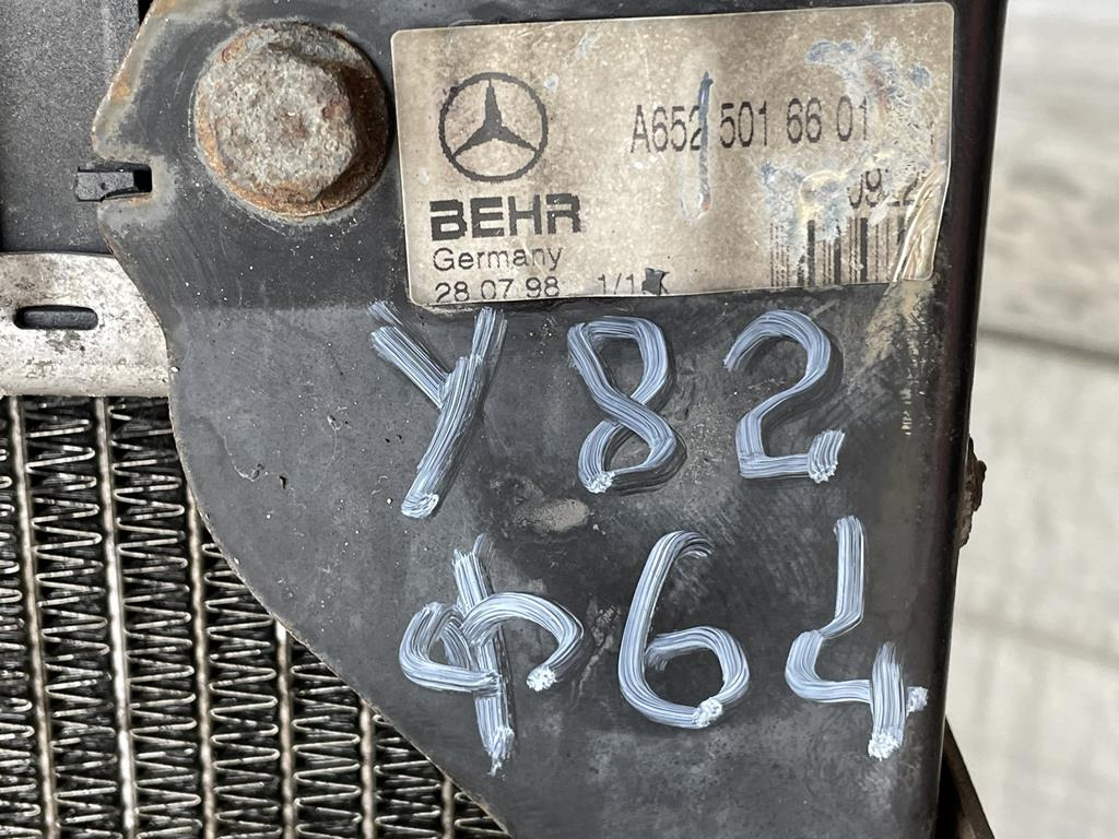 MERCEDES-BENZ BEHR - A 652 501 66 01 - Radiador de Caminhão: foto 4 MERCEDES-BENZ BEHR - A 652 501 66 01 - Radiador de Caminhão: foto 4