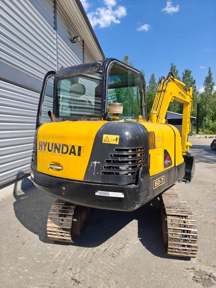 Hyundai R 60-7 - Mini escavadeira: foto 4 Hyundai R 60-7 - Mini escavadeira: foto 4