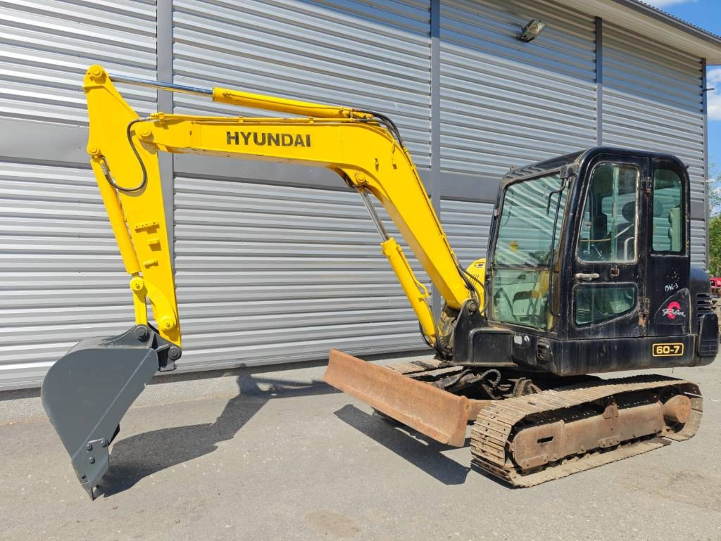 Hyundai R 60-7 - Mini escavadeira: foto 1 Hyundai R 60-7 - Mini escavadeira: foto 1