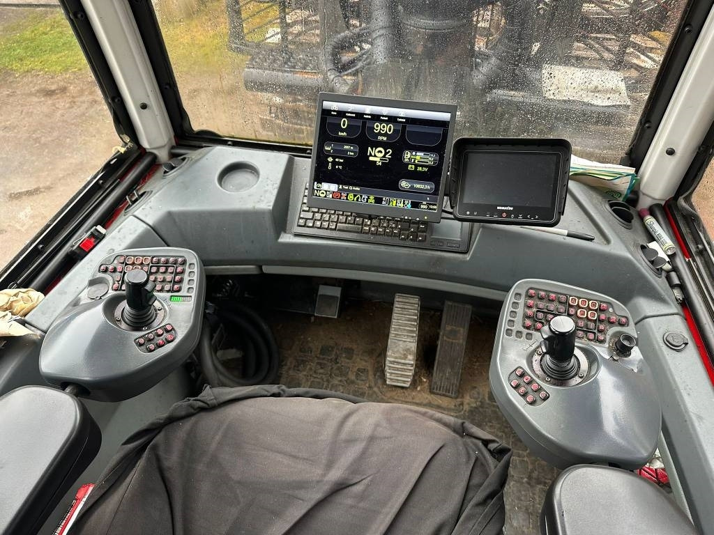 Forwarder Komatsu 845: foto 18 Forwarder Komatsu 845: foto 18