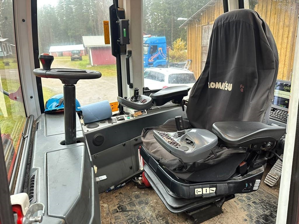 Forwarder Komatsu 845: foto 16 Forwarder Komatsu 845: foto 16