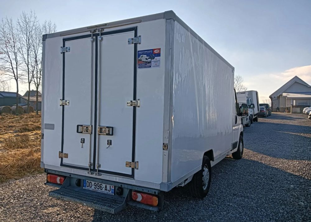 Fiat DUCATO - Carrinha frigorífica: foto 3 Fiat DUCATO - Carrinha frigorífica: foto 3