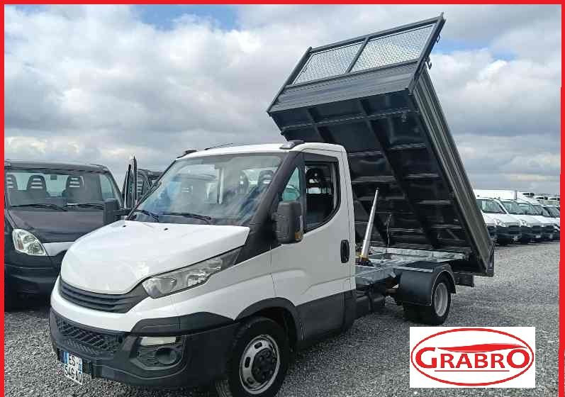 Iveco DAILY 35C14, 35C13, 35C12, 35C15 - Furgão basculante: foto 1 Iveco DAILY 35C14, 35C13, 35C12, 35C15 - Furgão basculante: foto 1