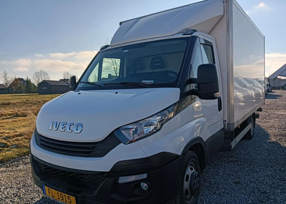 Iveco DAILY 35C14, 35C13, 35C15, 35C12 - Furgão basculante: foto 3 Iveco DAILY 35C14, 35C13, 35C15, 35C12 - Furgão basculante: foto 3