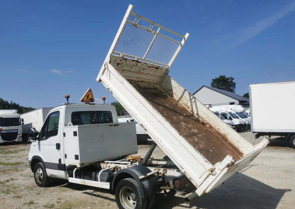 Iveco Daily 35C11 Kiper wywrotka Hak Bliźniak sprowadzony - Furgão basculante: foto 5 Iveco Daily 35C11 Kiper wywrotka Hak Bliźniak sprowadzony - Furgão basculante: foto 5