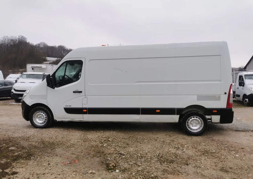 Locação de  Renault Master 2.3dCi długi L3H2 Klimatyzacja 6-biegów Renault Master 2.3dCi długi L3H2 Klimatyzacja 6-biegów: foto 6