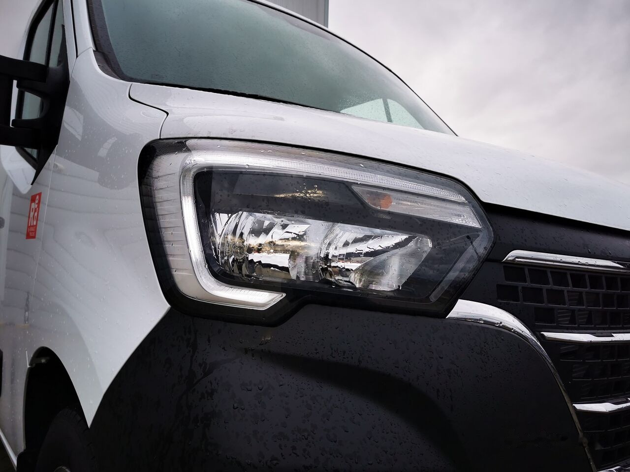 - Carrinha de contentor: foto 4 - Carrinha de contentor: foto 4