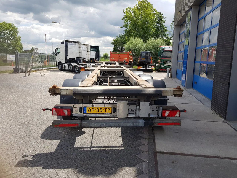 Fliegl SDS 380 MULTI BPW Disc Lift axle - Semireboque transportador de contêineres/ Caixa móvel: foto 4 Fliegl SDS 380 MULTI BPW Disc Lift axle - Semireboque transportador de contêineres/ Caixa móvel: foto 4