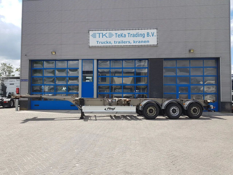 Fliegl SDS 380 MULTI BPW Disc Lift axle - Semireboque transportador de contêineres/ Caixa móvel: foto 2 Fliegl SDS 380 MULTI BPW Disc Lift axle - Semireboque transportador de contêineres/ Caixa móvel: foto 2