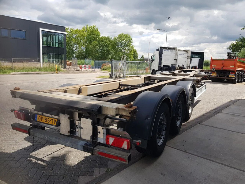 Fliegl SDS 380 MULTI BPW Disc Lift axle - Semireboque transportador de contêineres/ Caixa móvel: foto 5 Fliegl SDS 380 MULTI BPW Disc Lift axle - Semireboque transportador de contêineres/ Caixa móvel: foto 5
