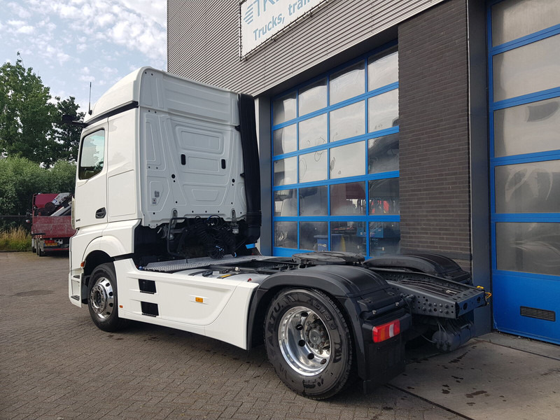 Mercedes-Benz Actros 1845 Retarder MirrorCam Standairco - Tractor: foto 4 Mercedes-Benz Actros 1845 Retarder MirrorCam Standairco - Tractor: foto 4