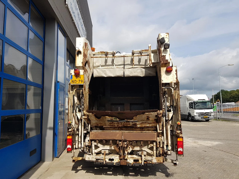 Volvo FM 9.260 Geesink GPM II Euro 3 - Caminhão de lixo: foto 5 Volvo FM 9.260 Geesink GPM II Euro 3 - Caminhão de lixo: foto 5