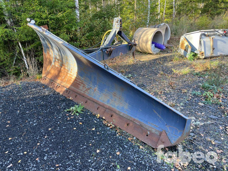 Drivex  - Veículo limpa-neves: foto 1 Drivex  - Veículo limpa-neves: foto 1