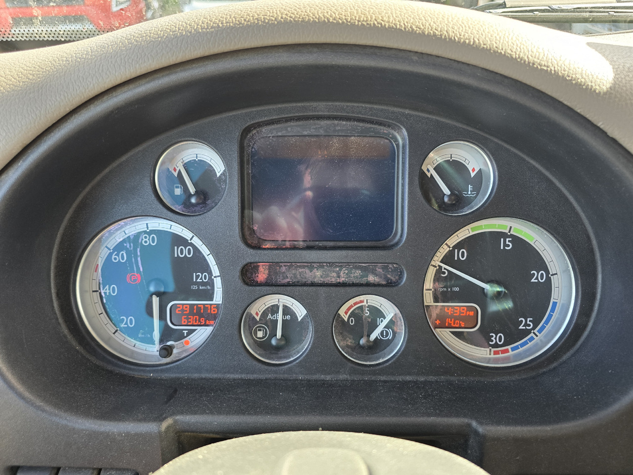 DAF CF 360 MACHINE TRANSPORTER SPECIAL PRICE ONLY THIS YEAR - Caminhão transporte de veículos: foto 5 DAF CF 360 MACHINE TRANSPORTER SPECIAL PRICE ONLY THIS YEAR - Caminhão transporte de veículos: foto 5