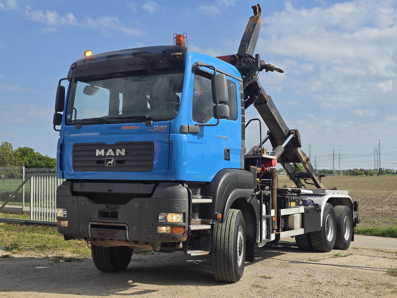 MAN TGA 33.430 6X6 / HMF 1823 K3+REM.CON./ HOOK SYSTEM 2x in stock - Caminhão polibenne, Caminhão grua: foto 5 MAN TGA 33.430 6X6 / HMF 1823 K3+REM.CON./ HOOK SYSTEM 2x in stock - Caminhão polibenne, Caminhão grua: foto 5