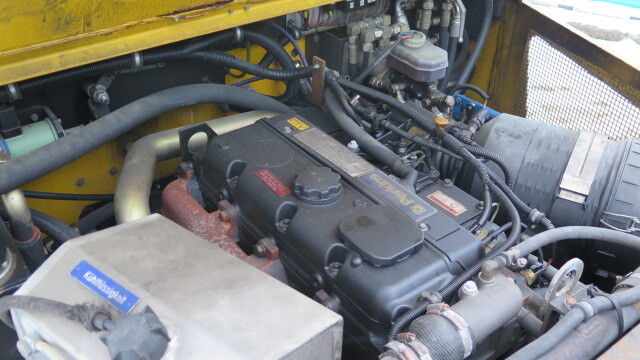 Trator de bagagem Rofan Z65: foto 7 Trator de bagagem Rofan Z65: foto 7