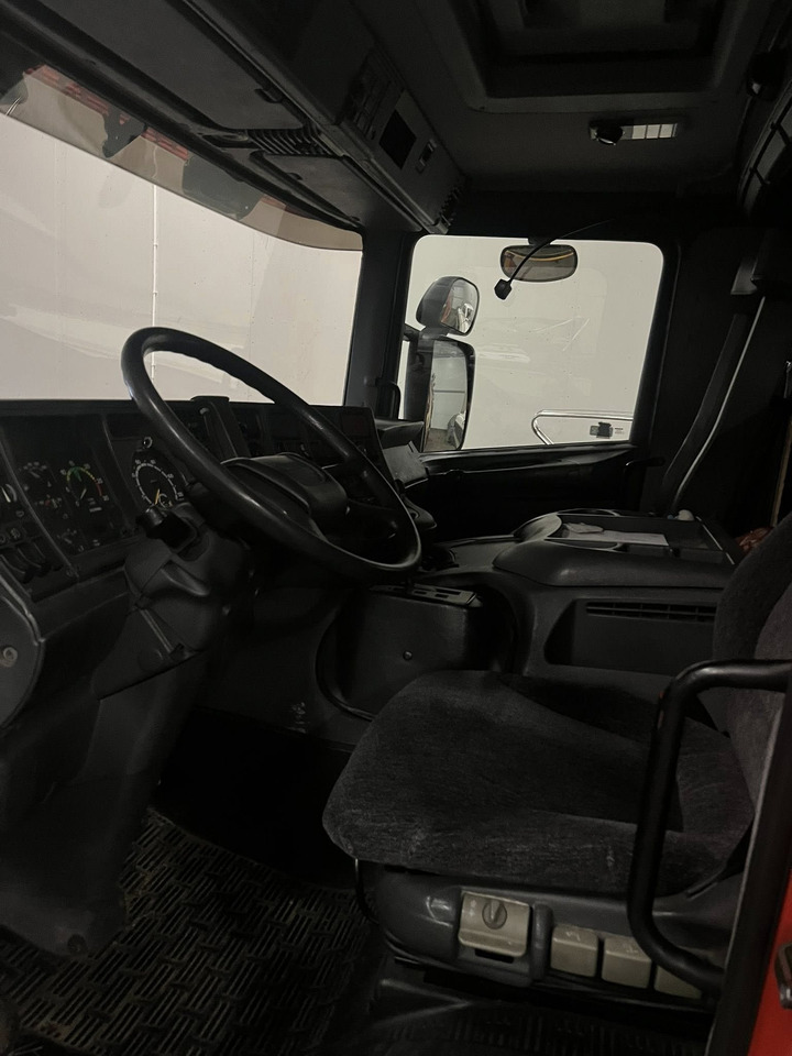 Carro de bombeiro SCANIA P94GB 4x2 NZ310 - Fire engine - RESERVERAD !!: foto 16