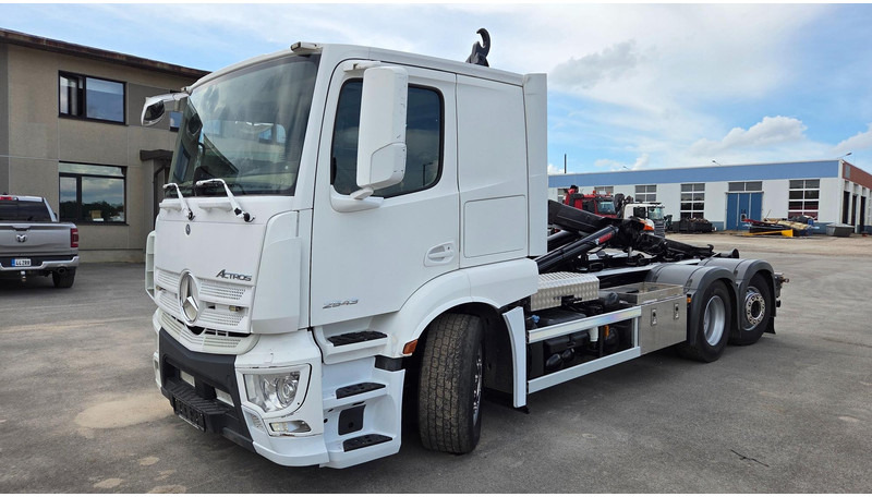 Mercedes-Benz Actros 2543 6X2*4 - Caminhão polibenne: foto 1 Mercedes-Benz Actros 2543 6X2*4 - Caminhão polibenne: foto 1