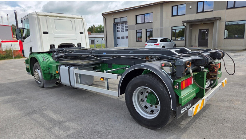 Scania P94 4X2 220 - Caminhão com sistema de cabo: foto 4 Scania P94 4X2 220 - Caminhão com sistema de cabo: foto 4